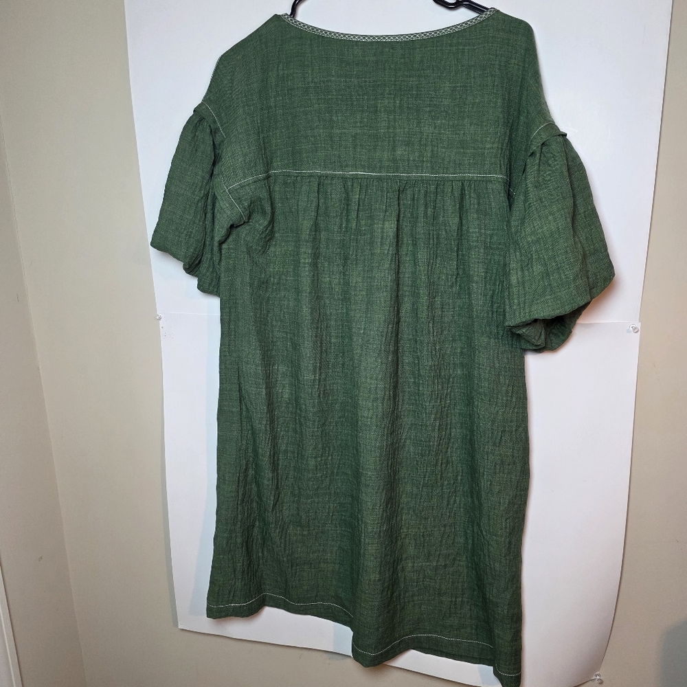 Max Studio Hunter Green Tunic Top With Ruched Sleeve Women Size S NWT - Picture 6 of 9